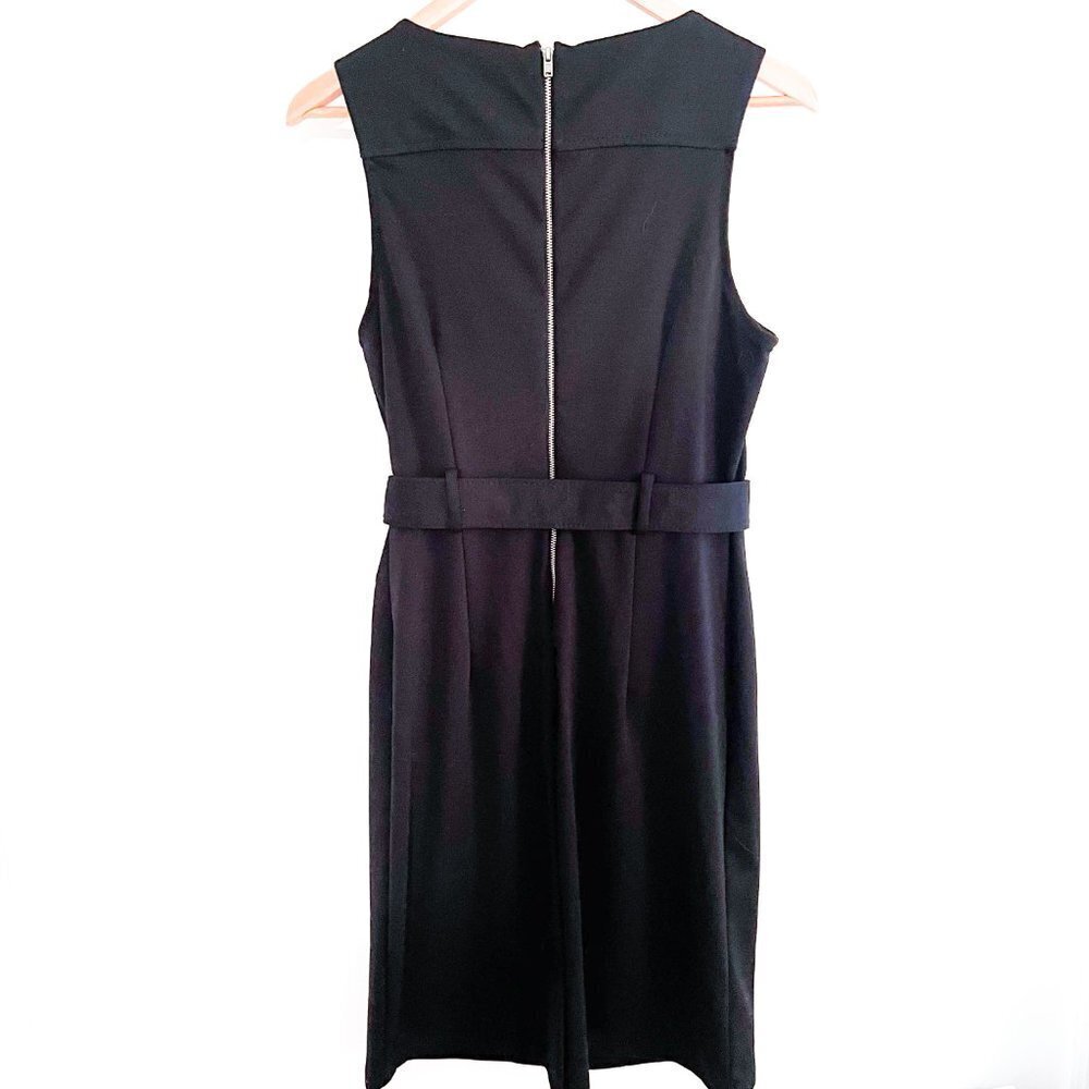 Belted Little black dress with pockets - Picture 2 of 8
